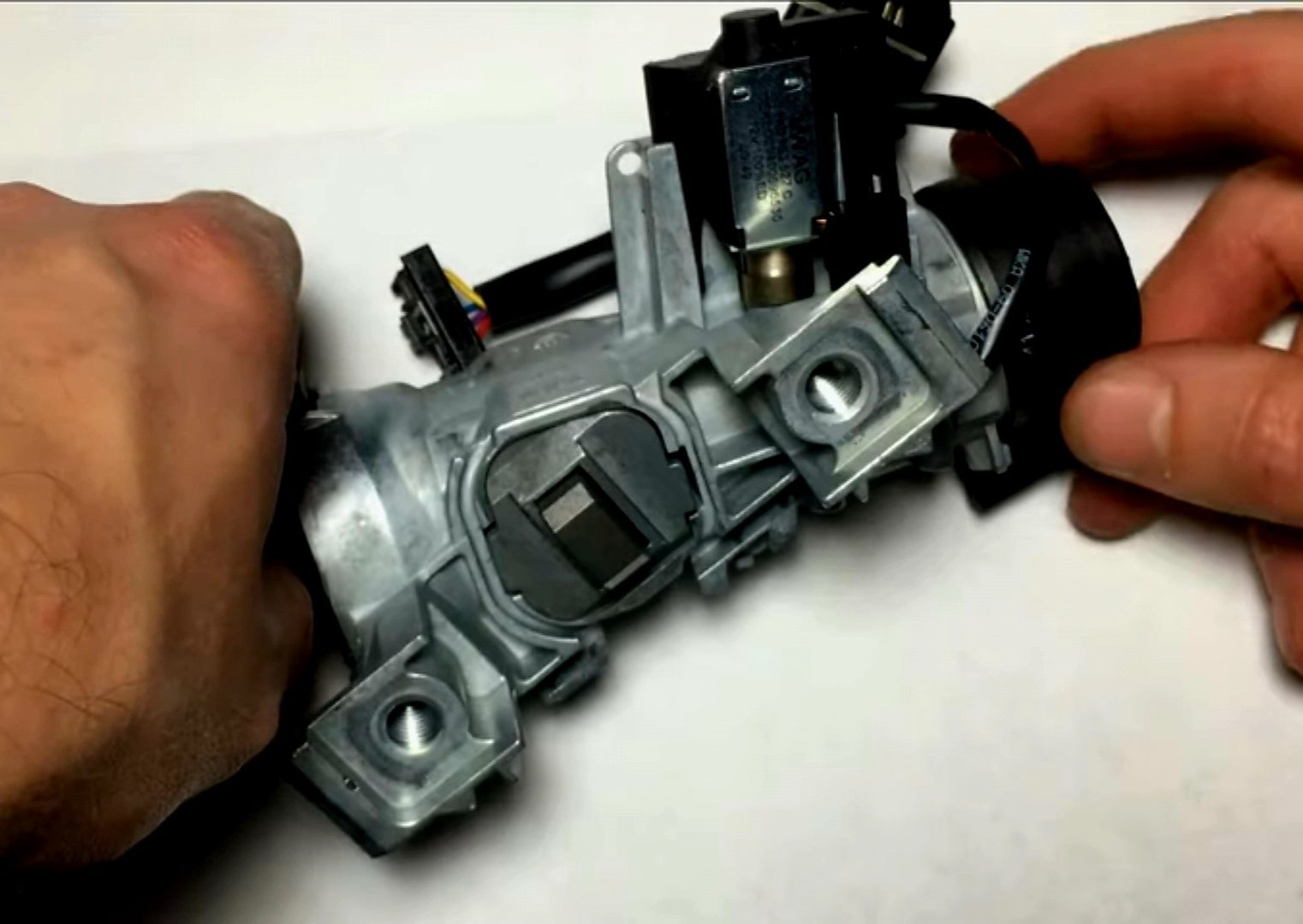 Ignition lock barrel replacement